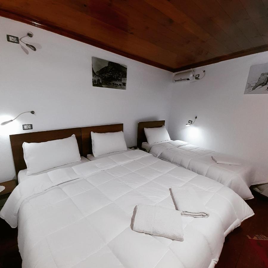 Gorica'S Bridge Hotel Берат Экстерьер фото