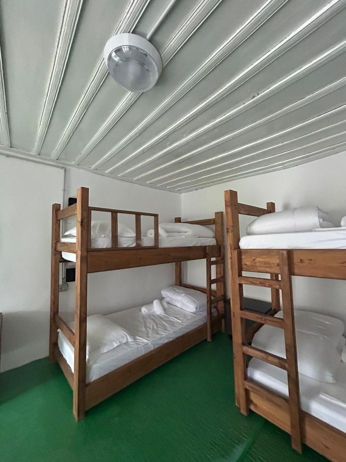 Gorica'S Bridge Hotel Берат Экстерьер фото